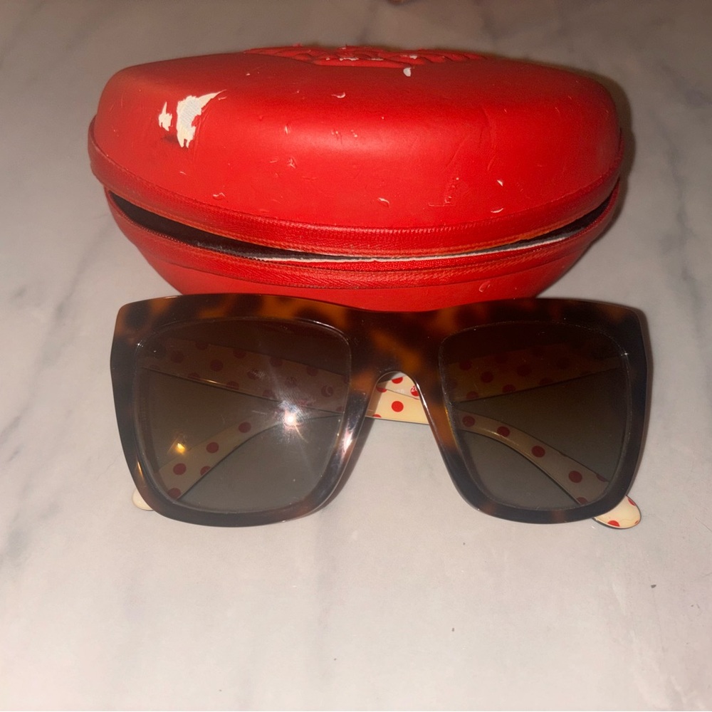 ✨ DOLCE & GABBANA SUNGLASSES ✨